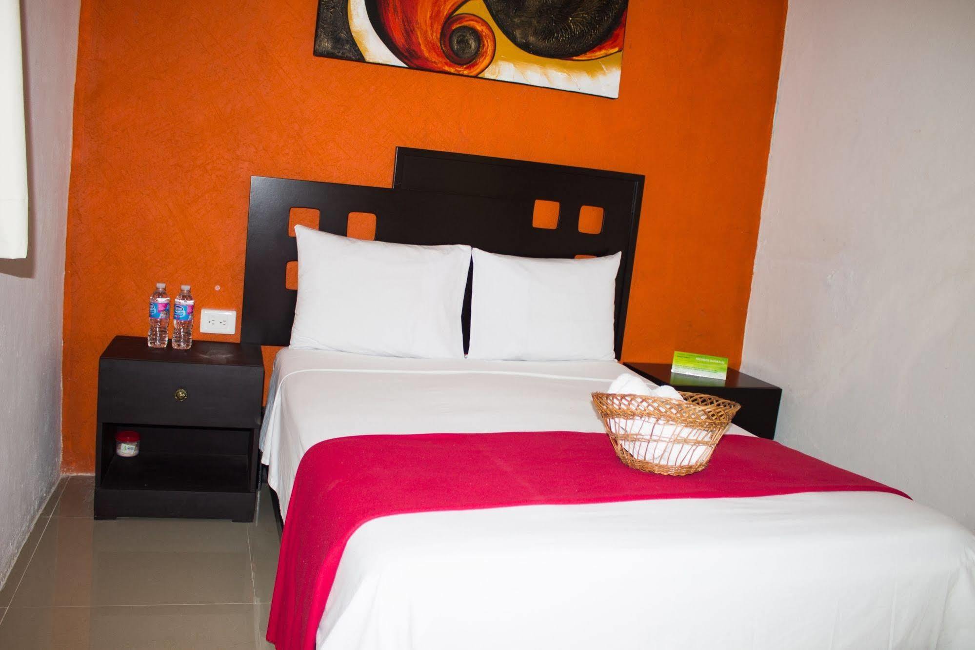 Rosvel Hotel Palenque Exteriér fotografie